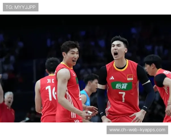 中国男排连续防守反击快球得手:场上韧性与速度并进的品牌之光 中国男排连续防守反击快球得手:场上韧性与速度并进的品牌之光